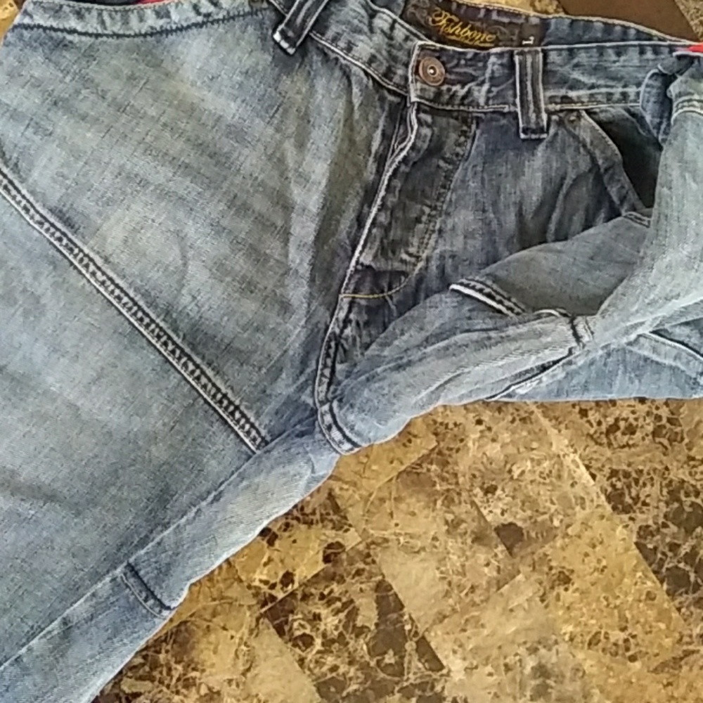 Fishbone Shorts - Picture 5 of 5
